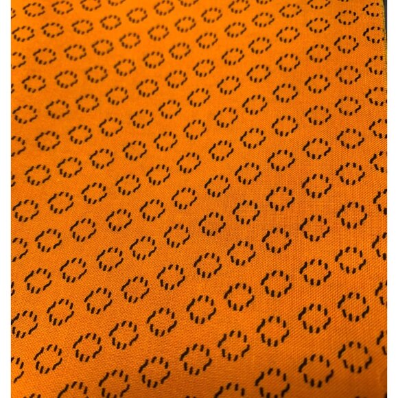 Vintage 2002 Pennsylvania Plate Cotton Fabric 1/2 Yard  Orange with Black Circle - Picture 2 of 5